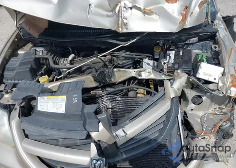 2005 Dodge Grand Caravan Sxt from USA, damaged, VIN 2D4GP44L85R596416